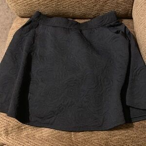 Joe B by Joe Benbasset Women Flower Embossed Quilted Mini Skirt Size Large